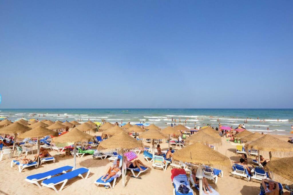 Azul Beach By La Mata Beach Torrevieja Eksteriør bilde